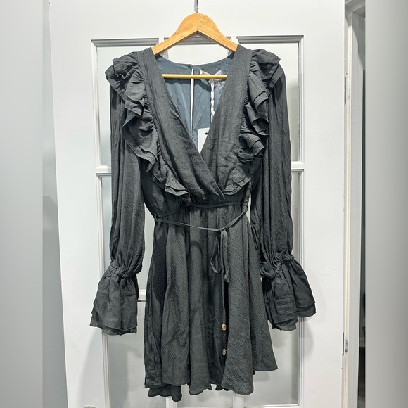 Here Comes The Sun Dresses & Skirts - Elegant Tied Ruffled Mini Dress in Green - Size Small